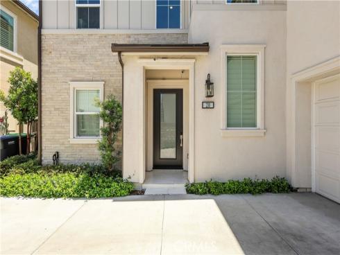 230 Holliston , Lake Forest, CA