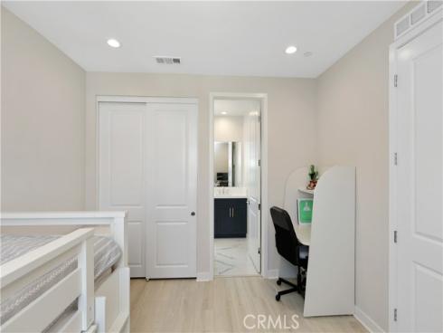 230 Holliston , Lake Forest, CA