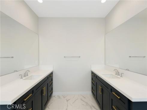 230 Holliston , Lake Forest, CA