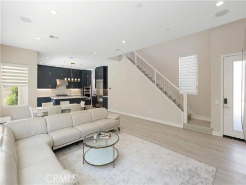 230 Holliston , Lake Forest, CA