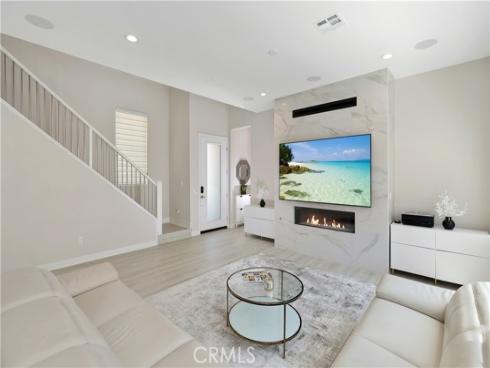 230 Holliston , Lake Forest, CA