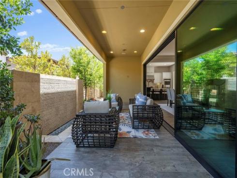 18 Goldenrod , Lake Forest, CA