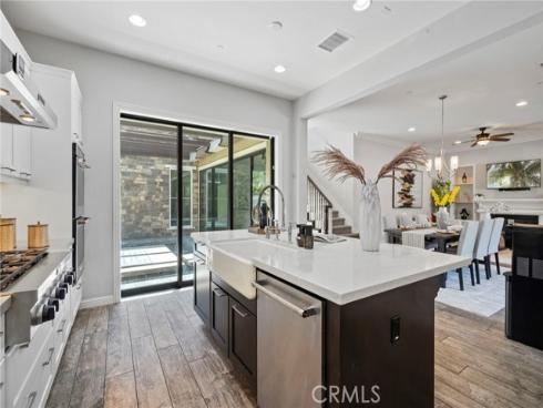 18 Goldenrod , Lake Forest, CA