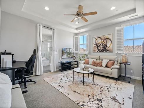 18 Goldenrod , Lake Forest, CA