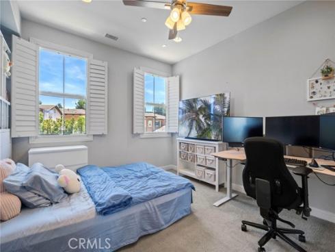 18 Goldenrod , Lake Forest, CA