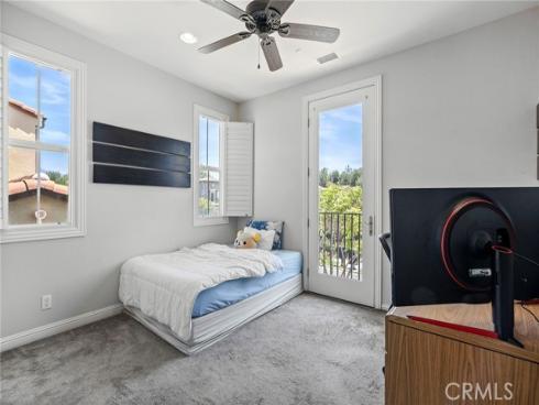 18 Goldenrod , Lake Forest, CA