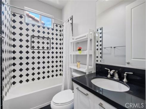 18 Goldenrod , Lake Forest, CA