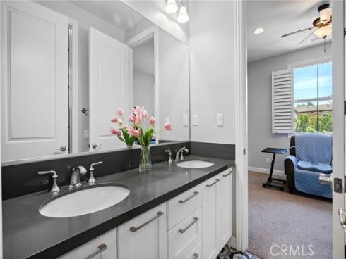 18 Goldenrod , Lake Forest, CA