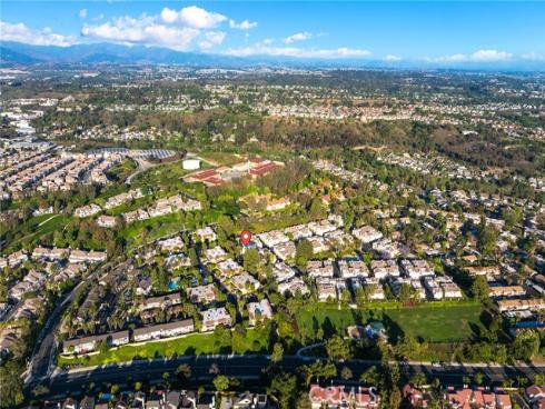 21124  Gladiolos   Way, Lake Forest, CA