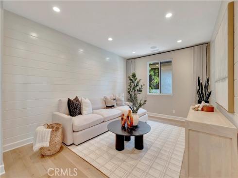 17  Ponte  , Lake Forest, CA