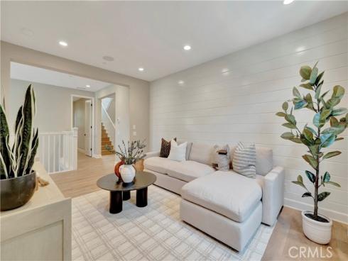 17  Ponte  , Lake Forest, CA