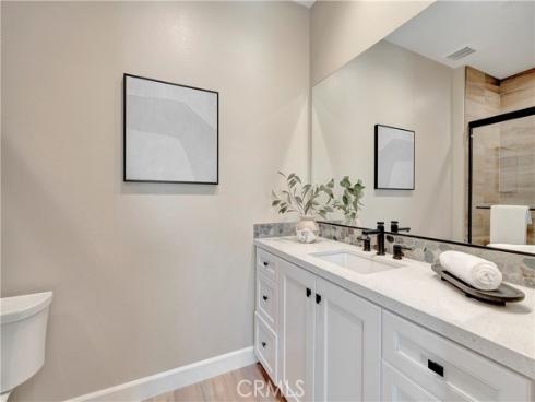 17  Ponte  , Lake Forest, CA