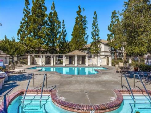 335 Chaumont Circle, Lake Forest, CA