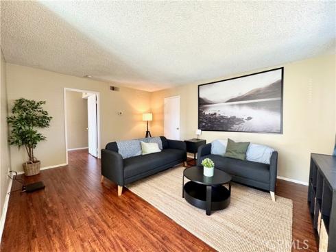 23288 Orange 5 Avenue, Lake Forest, CA