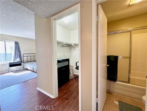 23288 Orange 5 Avenue, Lake Forest, CA