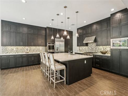 285 Pinnacle Drive, Lake Forest, CA