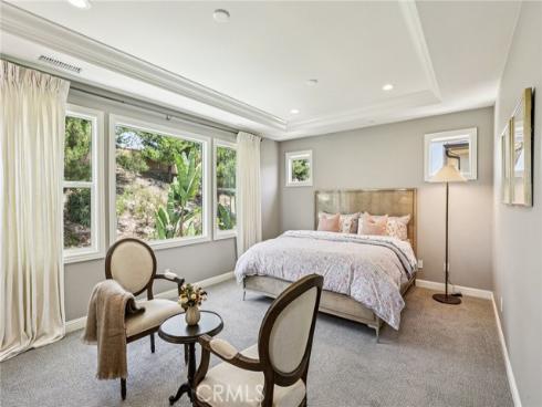 285 Pinnacle Drive, Lake Forest, CA