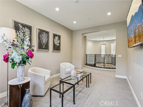 285 Pinnacle Drive, Lake Forest, CA