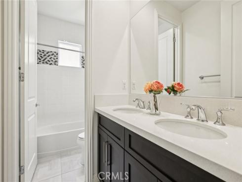 285 Pinnacle Drive, Lake Forest, CA