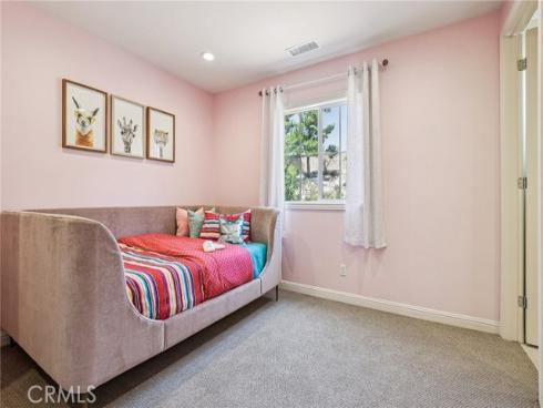 285 Pinnacle Drive, Lake Forest, CA