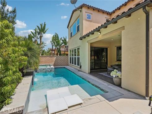 285 Pinnacle Drive, Lake Forest, CA