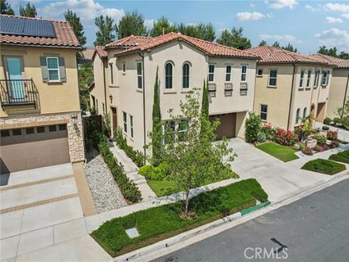 285 Pinnacle Drive, Lake Forest, CA