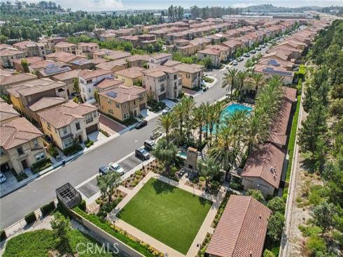 285 Pinnacle Drive, Lake Forest, CA