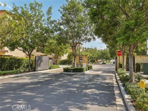 285 Pinnacle Drive, Lake Forest, CA