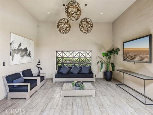 285 Pinnacle Drive, Lake Forest, CA