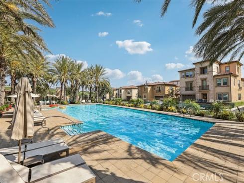 285 Pinnacle Drive, Lake Forest, CA