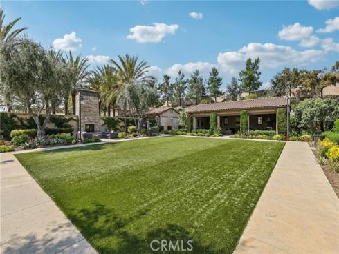 285 Pinnacle Drive, Lake Forest, CA