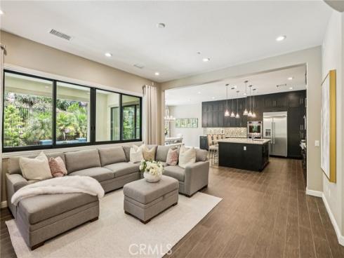 285 Pinnacle Drive, Lake Forest, CA