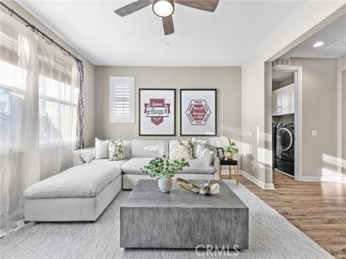 11 Goldenrod , Lake Forest, CA