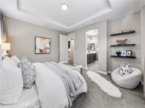 11 Goldenrod , Lake Forest, CA