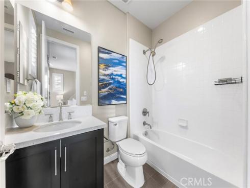 11 Goldenrod , Lake Forest, CA