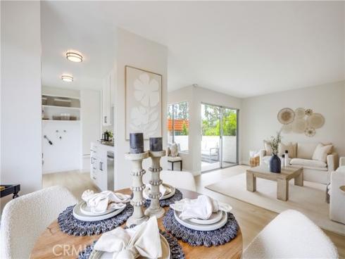 22701 Via Castilla , Lake Forest, CA