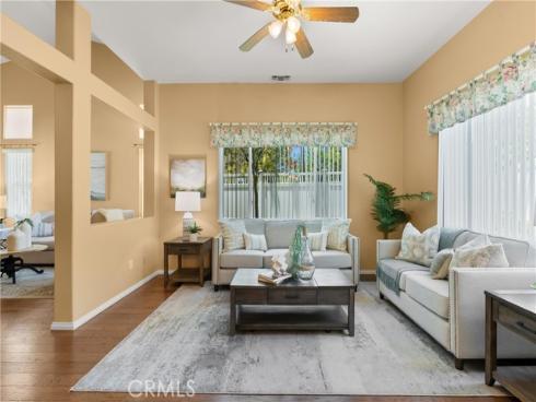 8 Chatri Circle, Lake Forest, CA