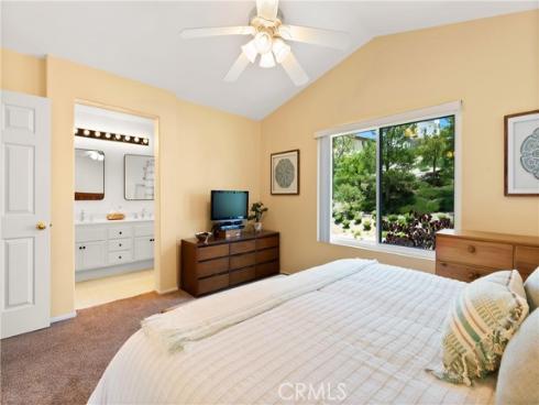 8 Chatri Circle, Lake Forest, CA