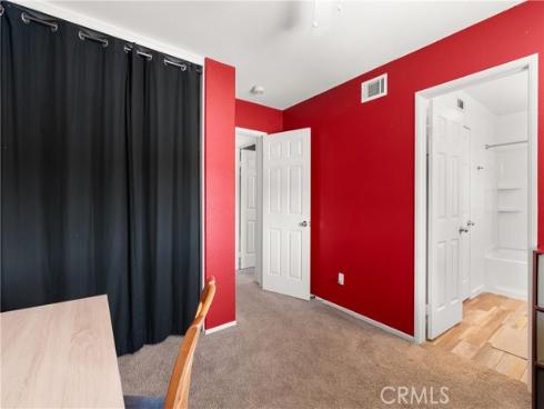 8 Chatri Circle, Lake Forest, CA