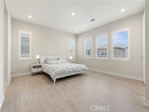 120  Holliston  , Lake Forest, CA