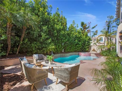 25  Santa Maria  , Lake Forest, CA