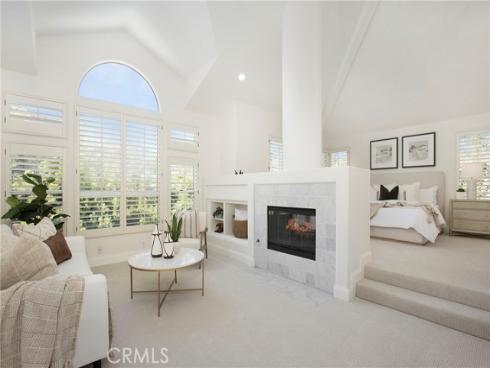 25  Santa Maria  , Lake Forest, CA