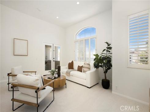 25  Santa Maria  , Lake Forest, CA