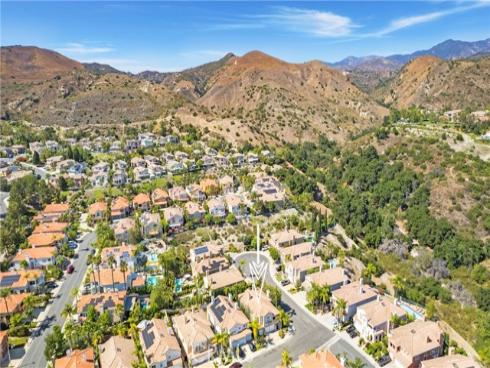 25  Santa Maria  , Lake Forest, CA