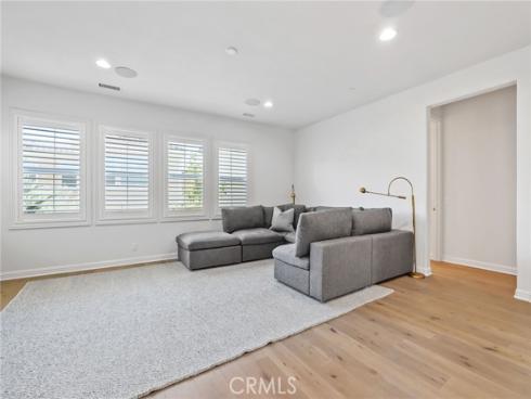 16  Juniper  , Lake Forest, CA