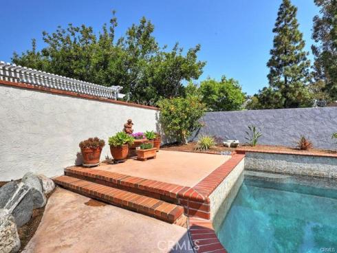 25152  Mammoth   Circle, Lake Forest, CA