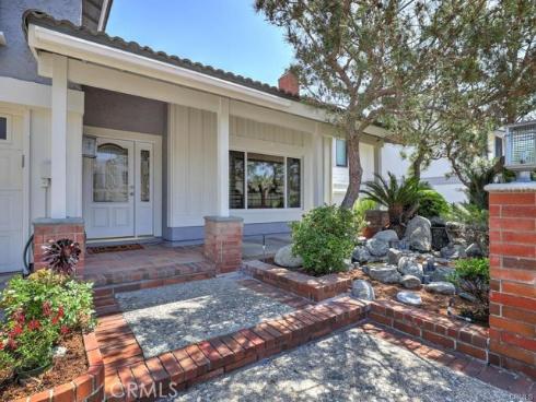 25152  Mammoth   Circle, Lake Forest, CA