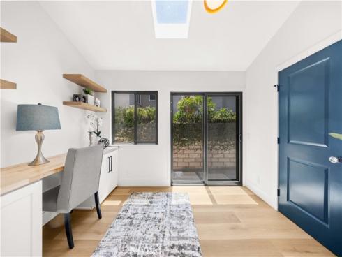 25011  Mammoth   Circle, Lake Forest, CA