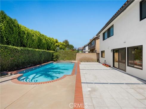 25011  Mammoth   Circle, Lake Forest, CA