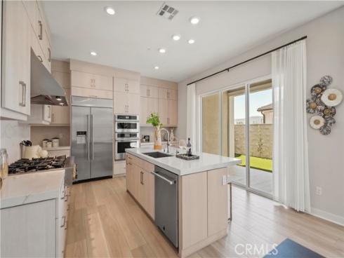 251  Brackens  , Lake Forest, CA